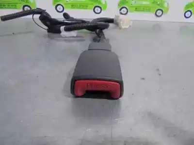 Автозапчастина б/у гачок для lexus is 200 (ds2/is2) d-cat посилання на oem iam 7323053130a0  