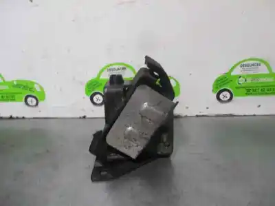 Автозапчастина б/у опора двигуна ліва для ssangyong rodius 2.7 turbodiesel cat посилання на oem iam 2072021001  