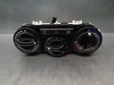 Peça sobressalente para automóvel em segunda mão comando de sofagem (chauffage / ar condicionado)  por peugeot 208 i (ca_, cc_) 1.2 vti 82 referências oem iam 9819611577