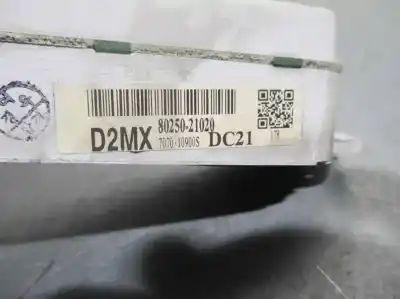 Second-hand car spare part multifunction display for ssangyong rodius 2.7 turbodiesel cat oem iam references 8025021020  