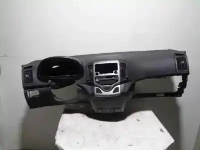 Peça sobressalente para automóvel em segunda mão tablier por hyundai i30 style referências oem iam 847102r100xp