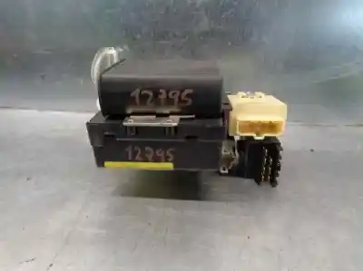 Pezzo di ricambio per auto di seconda mano scatola relè/fusibili per mazda mx-3 (ec) 1.6 16v riferimenti oem iam ea70677f0a