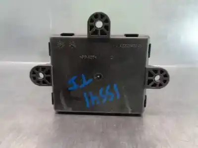 Second-hand car spare part central locking pump for volvo v40 básico oem iam references 31343872  