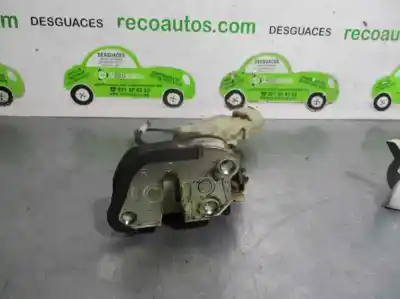 Автозапчасти б/у замок задней правой двери за toyota yaris verso (ncp2/nlp2) 1.4 d-4d linea luna ссылки oem iam   