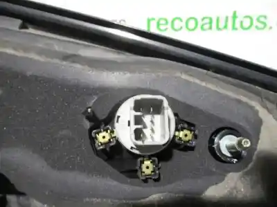 Автозапчастина б/у правий ліхтар для toyota yaris verso (ncp2/nlp2) 1.4 d-4d linea luna посилання на oem iam   