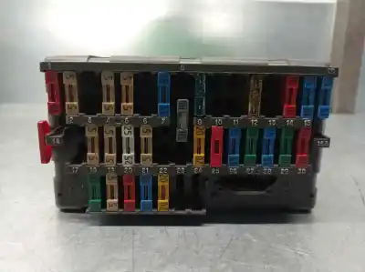 Peça sobressalente para automóvel em segunda mão caixa de fusíveis e relés por citroen berlingo 1.9 d multispace referências oem iam 9568205380