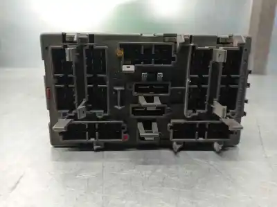 Second-hand car spare part fuse box unit for citroen berlingo 1.9 d multispace oem iam references 9568205380  