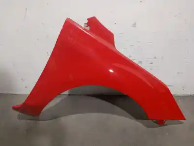 Peça sobressalente para automóvel em segunda mão GUARDA-LAMAS DIANTEIRO DIREITO por FORD FOCUS BERLINA (CAP)  Referências OEM IAM 1488171  1488171