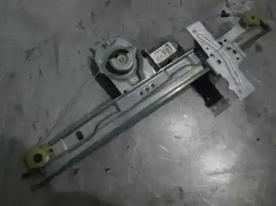 Peça sobressalente para automóvel em segunda mão elevador de vidros dianteiro direito por peugeot 207 xs referências oem iam 9681181180