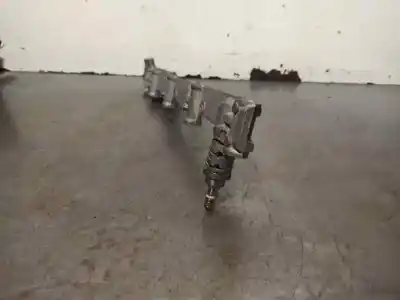 Pezzo di ricambio per auto di seconda mano rampa iniettori per lexus ls (usf4/uvf4) 460 riferimenti oem iam 2325031030  2320938030