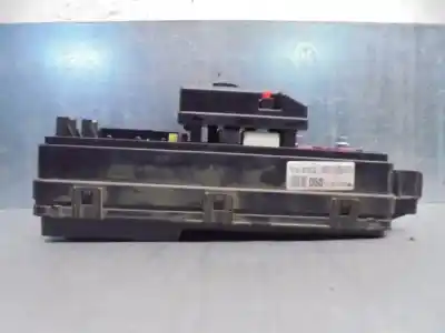 Peça sobressalente para automóvel em segunda mão caixa de fusíveis e relés por kia carnival 2.9 crdi vgt active referências oem iam 919504d050