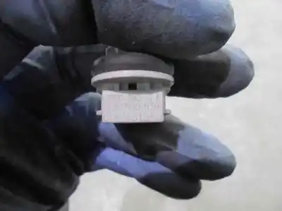 Peça sobressalente para automóvel em segunda mão sensor por seat leon (1p1) 1.9 tdi referências oem iam 4b0820539  