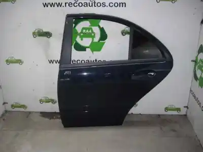 Recambio de automóvil de segunda mano de PUERTA TRASERA IZQUIERDA para MERCEDES CLASE C (W203) BERLINA  referencias OEM IAM A2037300705  