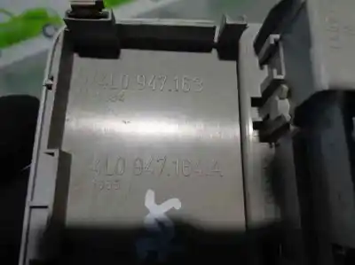 Автозапчастина б/у внутрішне світло для audi q7 (4l) 3.0 tdi посилання на oem iam 4l0947163  