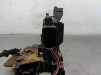 Автозапчасти б/у замок передней правой двери за audi a2 (8z) 1.4 ссылки oem iam 8z1837016c  