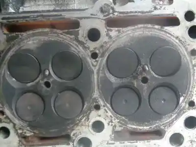 Pièce détachée automobile d'occasion culasse du moteur pour mercedes-benz vito marco polo (638) 112 cdi références oem iam 6110105320  
