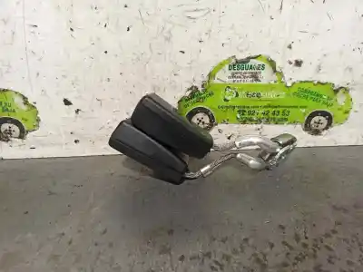 Pezzo di ricambio per auto di seconda mano gancio cintura posteriore sinistro per volkswagen golf vi (5k1) 1.6 tdi riferimenti oem iam 1k0857739m