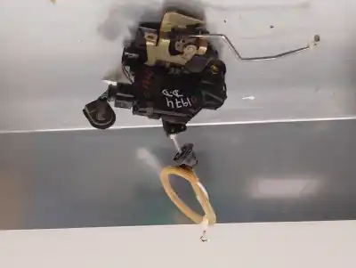 Автозапчасти б/у замок передней правой двери за audi a2 (8z) 1.4 ссылки oem iam 8z1837016   Автозапчасти б/у замок передней правой двери за audi a2 (8z) 1.4 ссылки oem iam 8z1837016