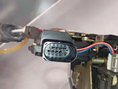 Автозапчасти б/у замок передней правой двери за audi a2 (8z) 1.4 ссылки oem iam 8z1837016   Автозапчасти б/у замок передней правой двери за audi a2 (8z) 1.4 ссылки oem iam 8z1837016