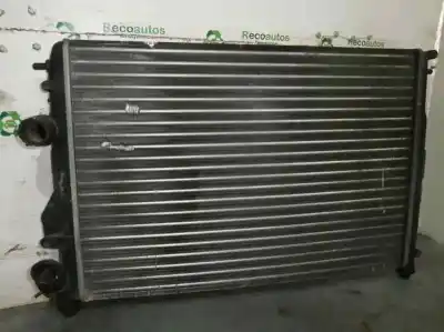 Автозапчастина б/у ВОДЯНИЙ РАДІАТОР для RENAULT MEGANE I SCENIC (JA0)  Посилання на OEM IAM 8200125769  868605D