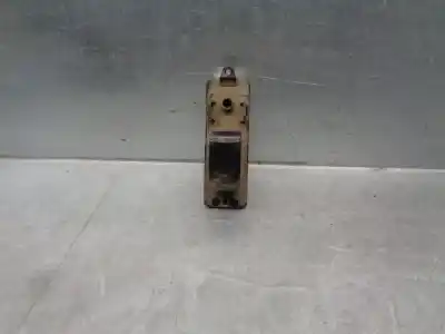 Peça sobressalente para automóvel em segunda mão botão / interruptor elevador vidro dianteiro direito por opel frontera b basis referências oem iam 9971221020