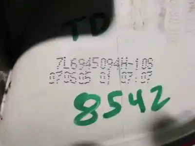 Автозапчасти б/у правый задний фонарь за volkswagen touareg (7la, 7l6, 7l7) 3.0 v6 tdi ссылки oem iam 7l6945094h   Автозапчасти б/у правый задний фонарь за volkswagen touareg (7la, 7l6, 7l7) 3.0 v6 tdi ссылки oem iam 7l6945094h