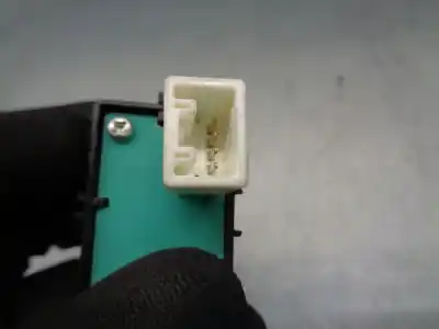 Pezzo di ricambio per auto di seconda mano interruttore per lexus is 200 (ds2/is2) 220d riferimenti oem iam 8479433020  