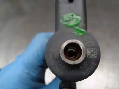 Peça sobressalente para automóvel em segunda mão injetor por kia cee´d 1.6 crdi cat referências oem iam 338002a900  0445110320