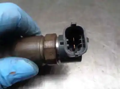 Peça sobressalente para automóvel em segunda mão injetor por kia cee´d 1.6 crdi cat referências oem iam 338002a900  0445110320