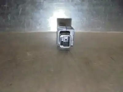 Автозапчастина б/у датчик для lexus is 200 (ds2/is2) 220d посилання на oem iam 9098005370  