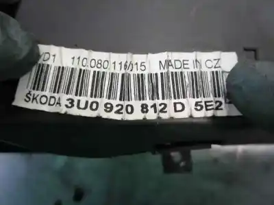 Автозапчастина б/у панель інструментів для skoda superb i (3u4) 1.9 tdi посилання на oem iam 3u0920812d  