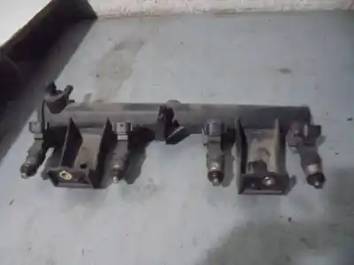 Peça sobressalente para automóvel em segunda mão régua / rampa de injetores por peugeot 307 break/sw (s2) 1.6 16v cat referências oem iam 9650764780