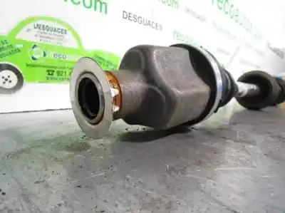 Автозапчастина б/у передня права трансмісія для renault twingo (co6) 1.2 alize посилання на oem iam 8200684084  