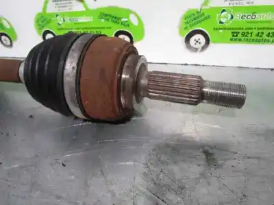 Автозапчастина б/у передня права трансмісія для renault twingo (co6) 1.2 alize посилання на oem iam 8200684084  