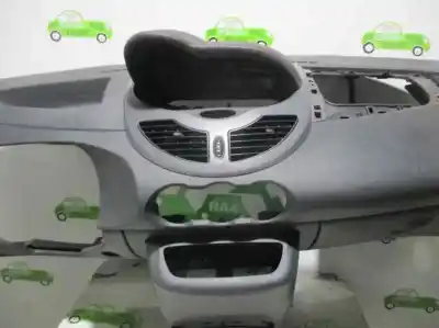 Peça sobressalente para automóvel em segunda mão tablier por renault twingo (co6) 1.2 alize referências oem iam   