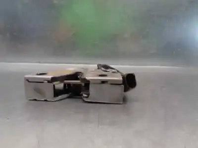 Автозапчастина б/у замок капота для skoda fabia combi 1.4 tdi dpf посилання на oem iam 6v0823509b  