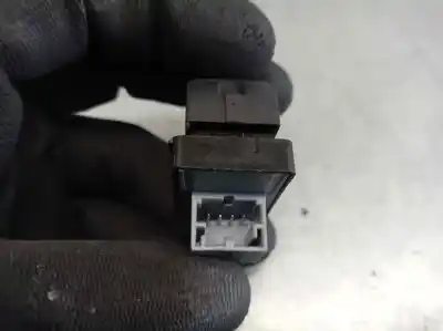 Автозапчасти б/у управление задними левыми стеклами за audi q7 (4l) 3.0 tdi ссылки oem iam 4f0959855  