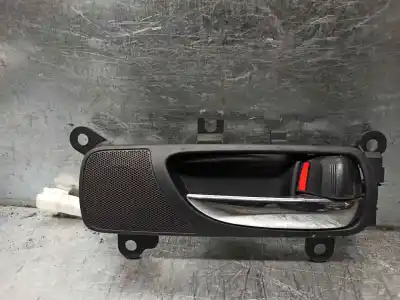 Second-hand car spare part interior right rear handle for lexus is 200 (ds2/is2) d-cat oem iam references 6773053010