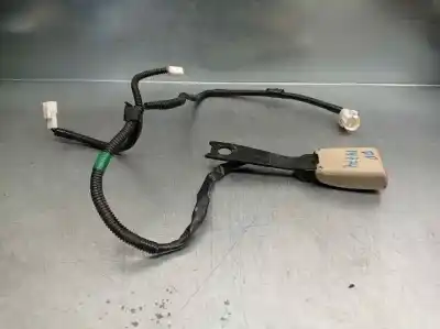 Peça sobressalente para automóvel em segunda mão chicote / encaixe cinto segurança por lexus is 200 (ds2/is2) d-cat referências oem iam 7323053140b0  