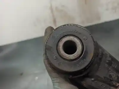 Pezzo di ricambio per auto di seconda mano braccio di sospensione anteriore sinistro inferiore per mercedes-benz vito (w639) basic, combi 2.1 cdi riferimenti oem iam   