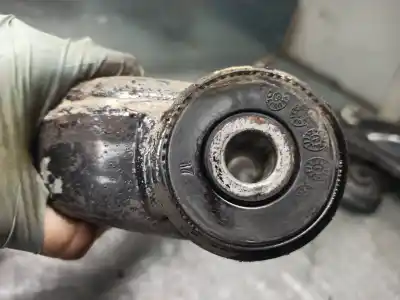 Pezzo di ricambio per auto di seconda mano braccio sospensione inferiore anteriore destro per mercedes-benz vito (w639) basic, combi 2.1 cdi riferimenti oem iam   