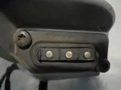 Second-hand car spare part hinge for ford transit bus 1995 2.5 diesel cat oem iam references 95vb15k613ac  