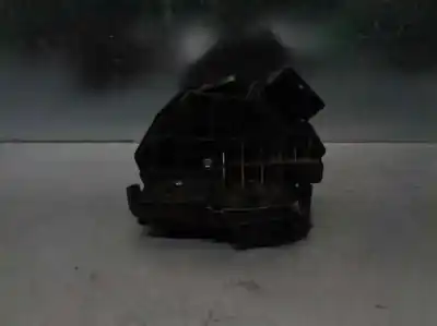 Автозапчастина б/у замок заднього правого дверя для ford fiesta (cb1) motor 1.6 ltr. - 70 kw tdci cat посилання на oem iam 8a6aa26412af