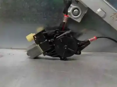 Автозапчастина б/у регулятор переднього правого скла для ford fiesta (cb1) motor 1.6 ltr. - 70 kw tdci cat посилання на oem iam 8a6114553a  