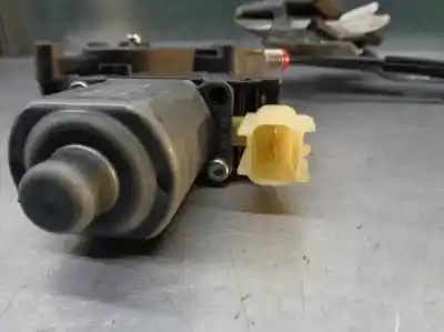 Автозапчастина б/у регулятор переднього правого скла для ford fiesta (cb1) motor 1.6 ltr. - 70 kw tdci cat посилання на oem iam 8a6114553a  