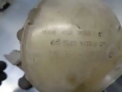 Second-hand car spare part coolant expansion tank for citroen c4 picasso avatar oem iam references 9684527680  9654310780