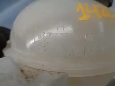 Peça sobressalente para automóvel em segunda mão depósito de expansão por citroen c4 cactus 1.2 thp 110 referências oem iam 9800777280  