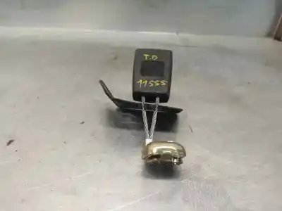 Автозапчасти б/у крюк для пояса за audi a4 b5 avant (8d5) 1.9 tdi ссылки oem iam 4b0857740a  