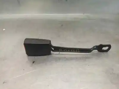 Автозапчасти б/у крюк для пояса за audi a4 b5 avant (8d5) 1.9 tdi ссылки oem iam 8d0857755b