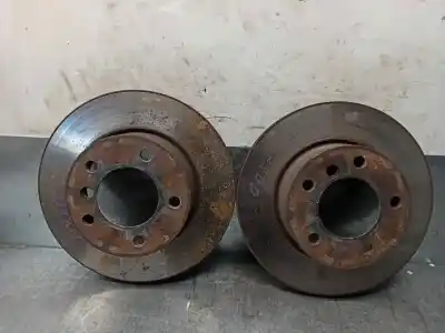 Peça sobressalente para automóvel em segunda mão disco de travão dianteiro por bmw serie 1 berlina (e81/e87) 1.6 16v cat referências oem iam 